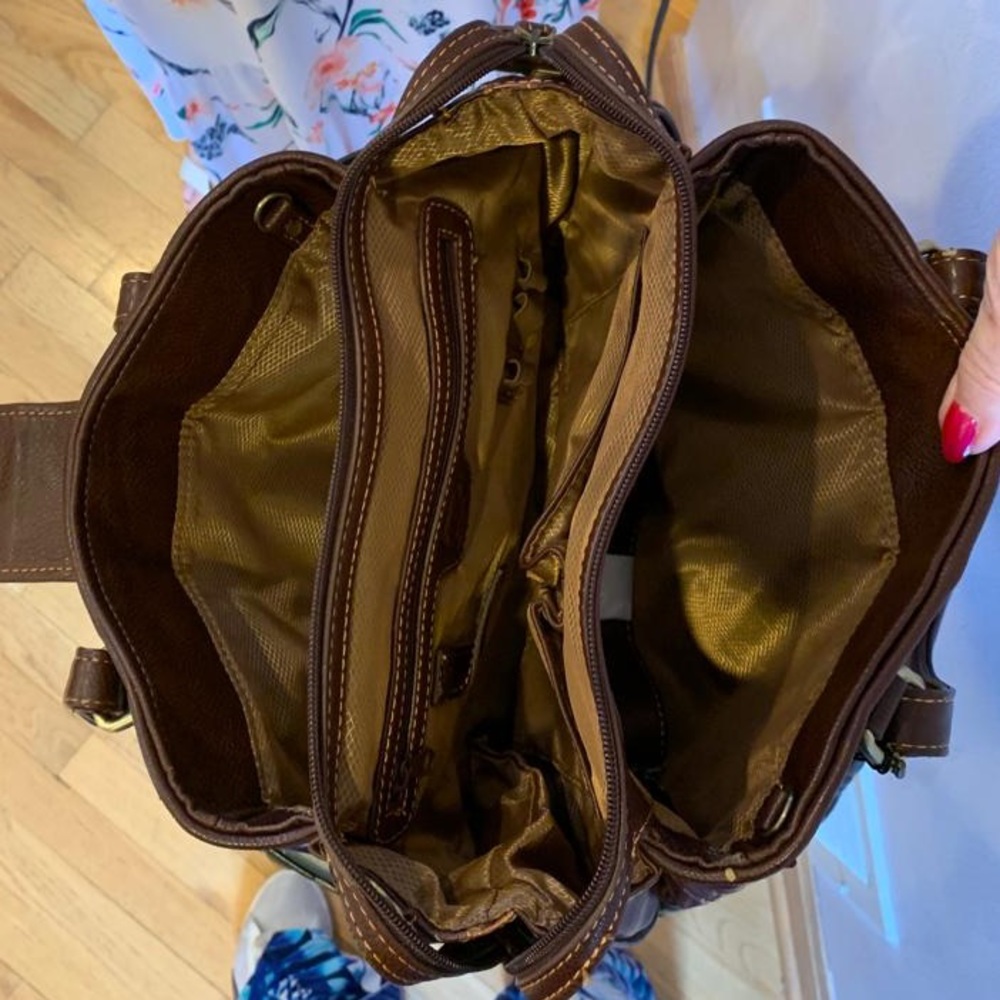 NWT Madi Claire Brown Leather Satchel Handbag - Picture 3 of 5
